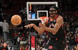 就这么赢了！猛龙末节单节30-18凯尔特人 完成大逆转！